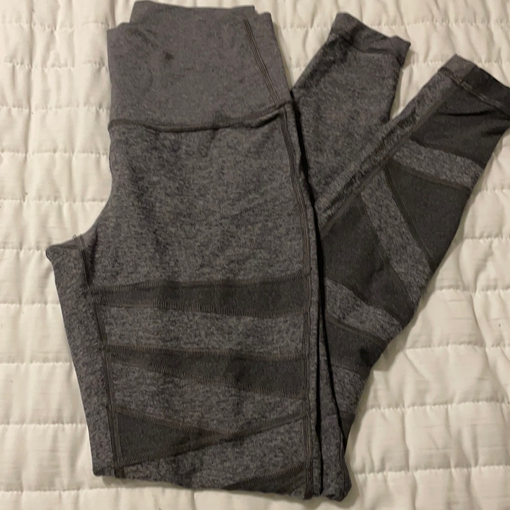 Lululemon mid rise leggings